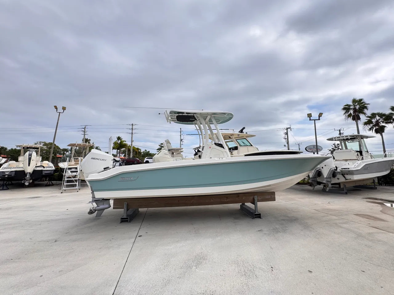 2026 Boston Whaler 250 Dauntless 25.0 feet, Clearwater, Florida #9