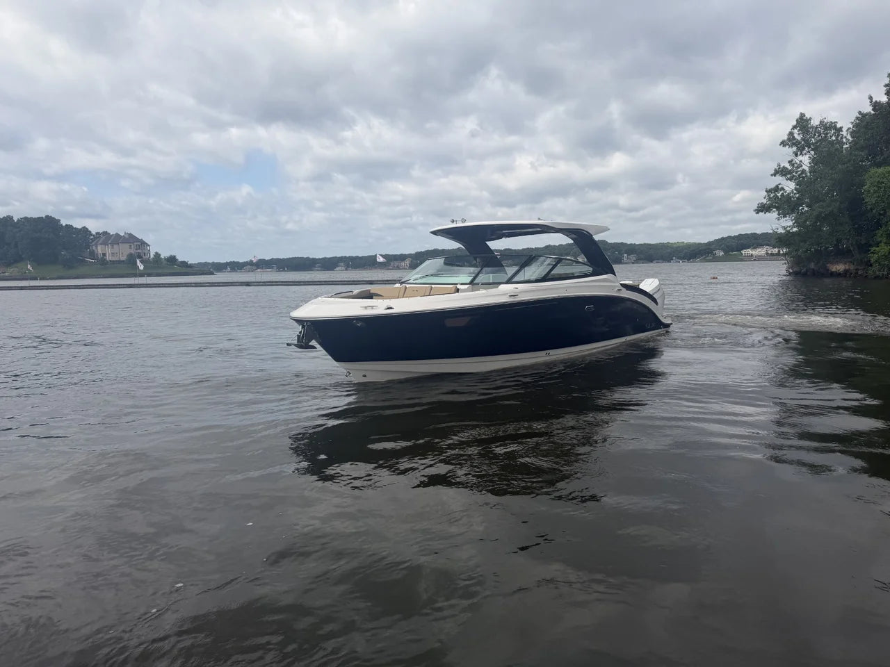 2026 Sea Ray SLX 360 OUTBOARD 36.0 feet, Clearwater, Florida #2