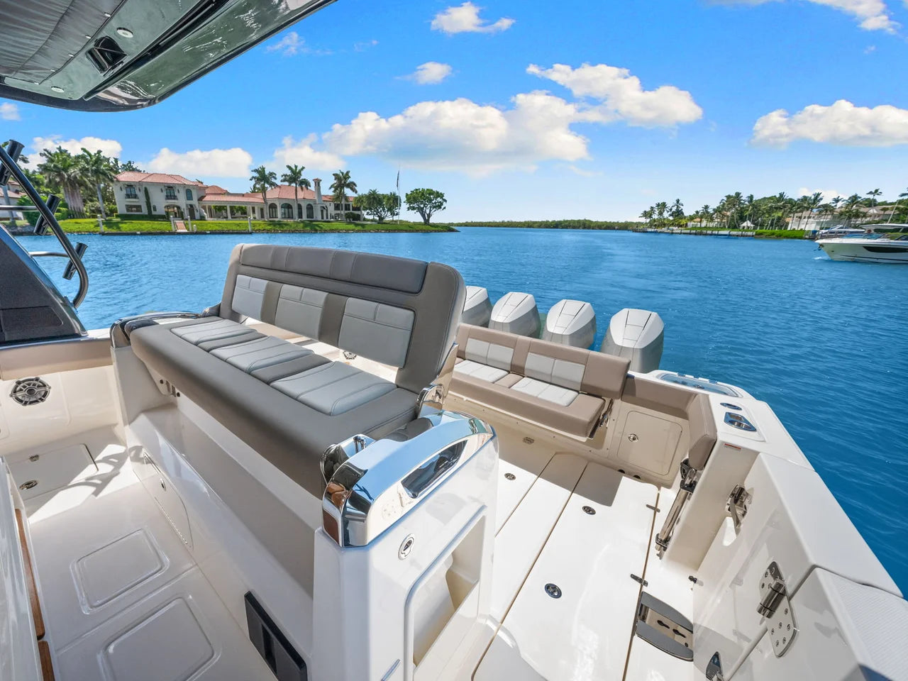 2026 Boston Whaler 420 Outrage 42.0 feet, Clearwater, Florida #33