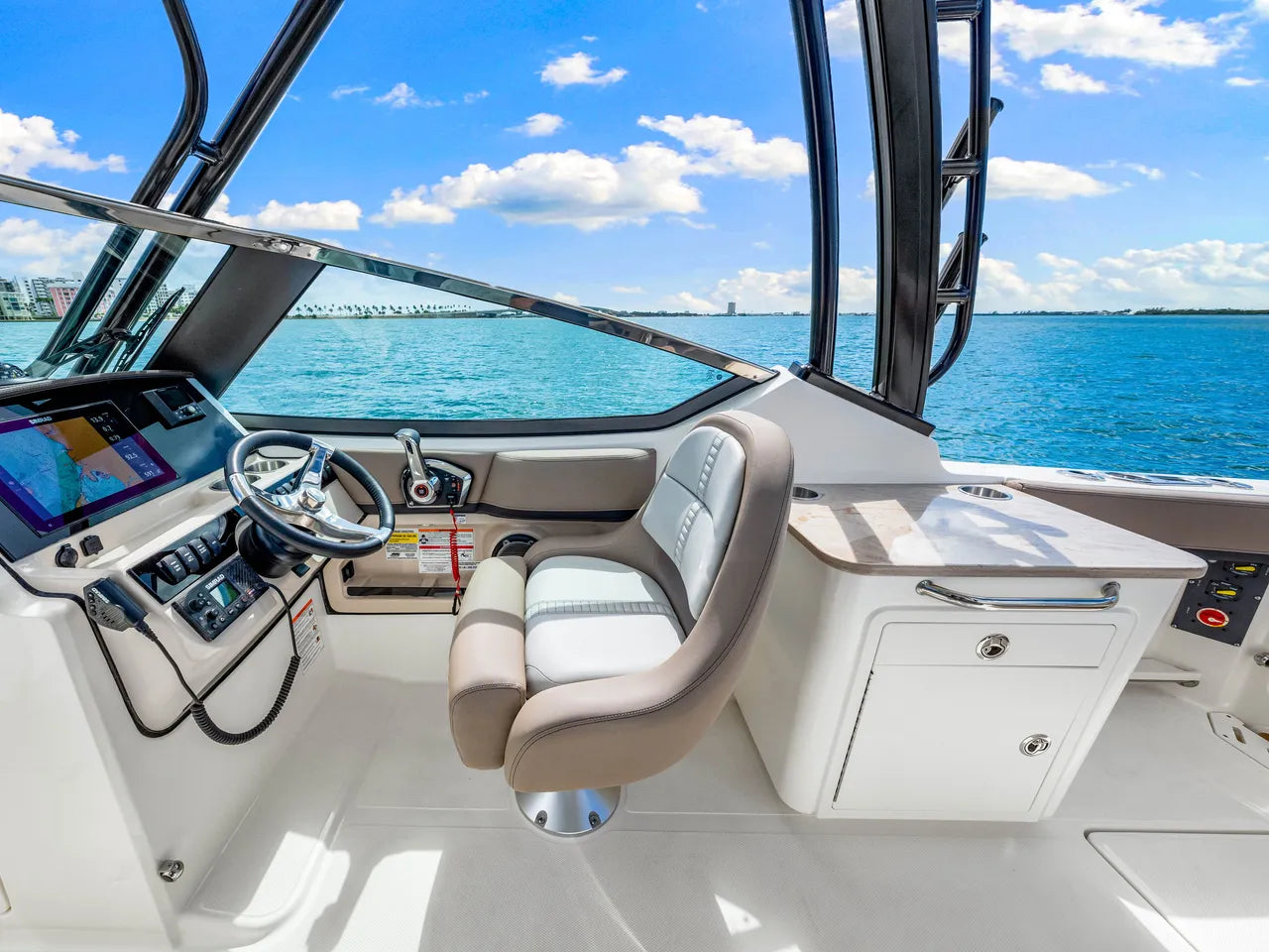 2026 Boston Whaler 240 Vantage 24.0 feet, Clearwater, Florida #27