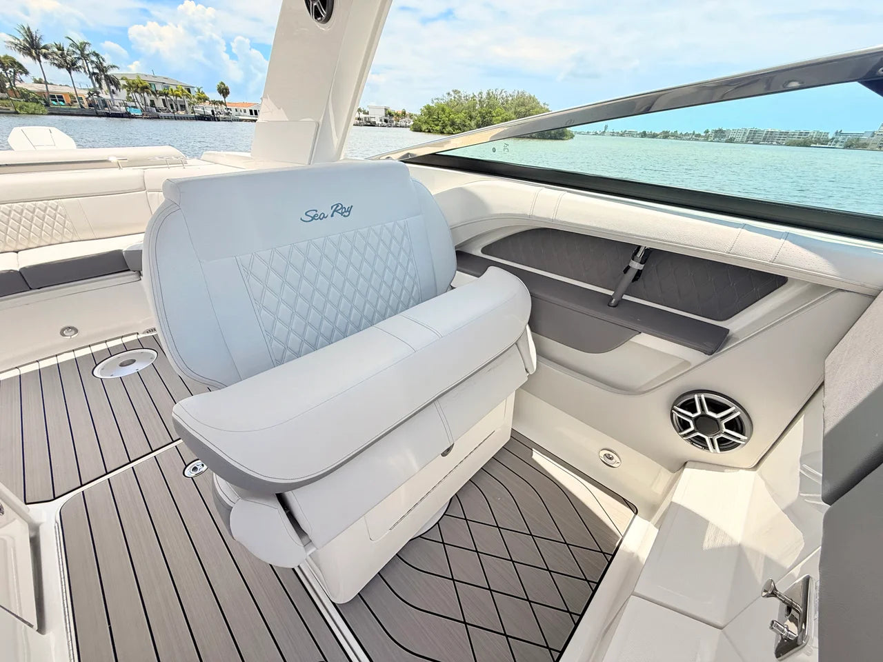 2026 Sea Ray SLX 310 Outboard 31.0 feet, Clearwater, Florida #63