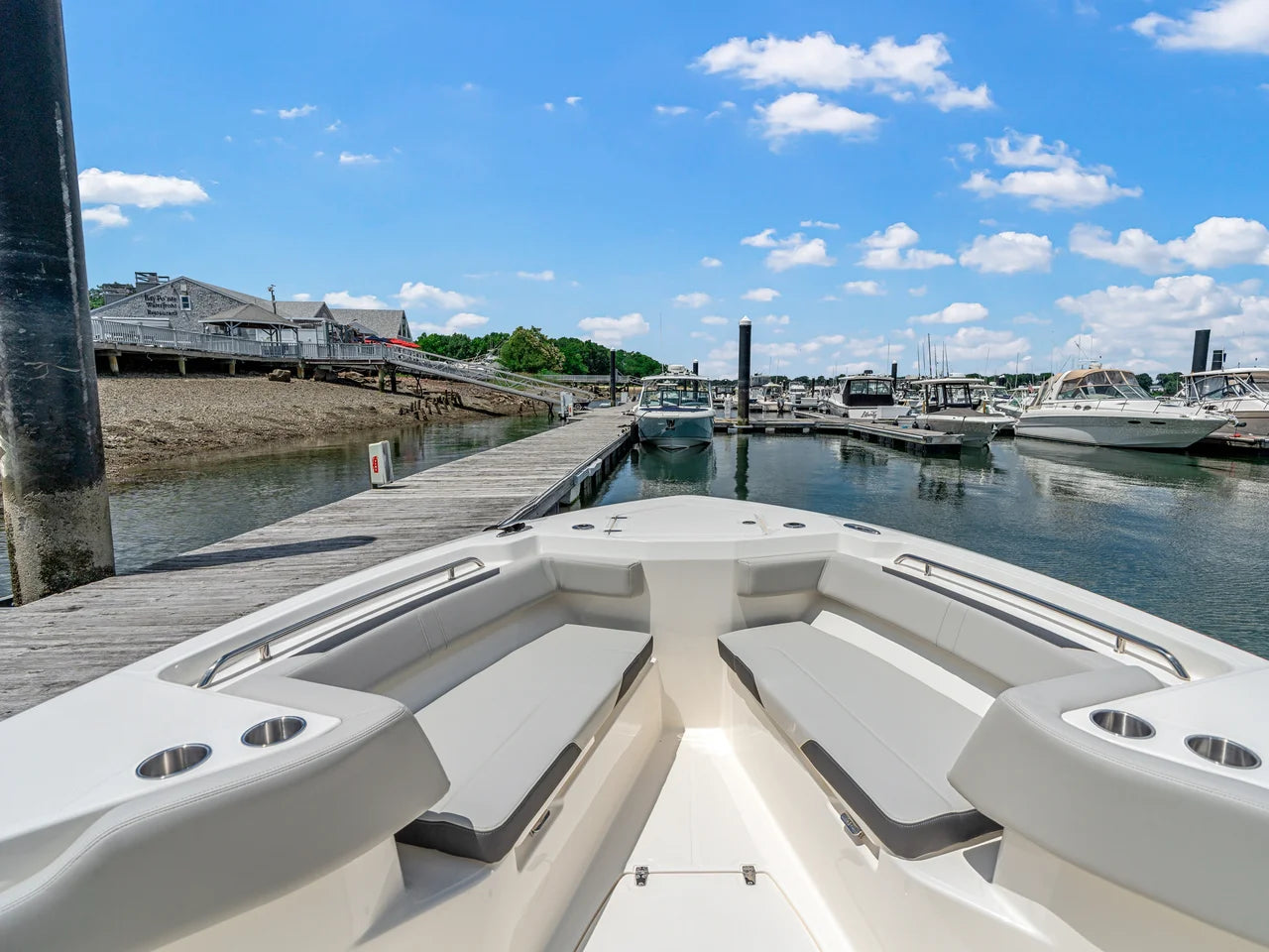 2026 Boston Whaler 330 Outrage 33.0 feet, Clearwater, Florida #29