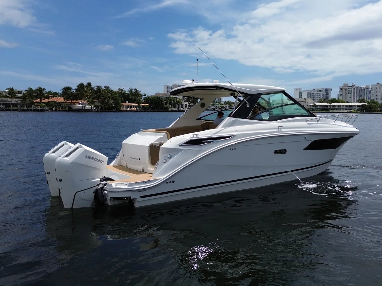 2026 Sea Ray Sundancer 320 Outboard 32.0 feet, Clearwater, Florida #5