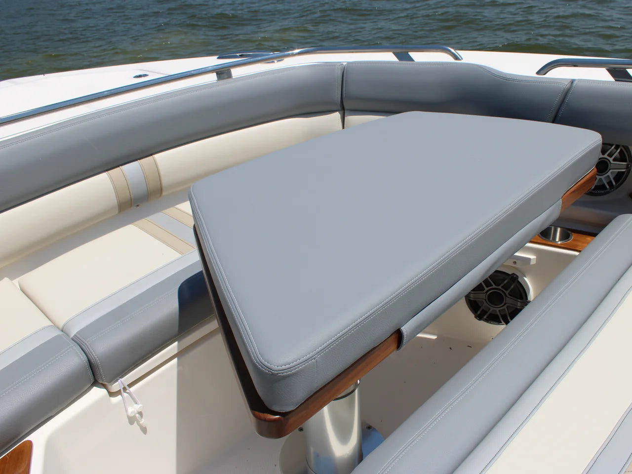 2026 Boston Whaler 350 Realm 35.0 feet, Clearwater, Florida #95