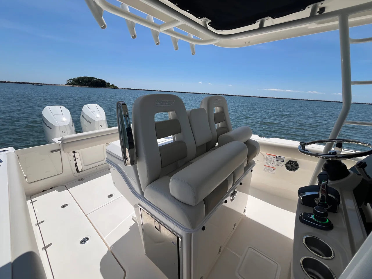 2026 Boston Whaler 330 Outrage 33.0 feet, Clearwater, Florida #28