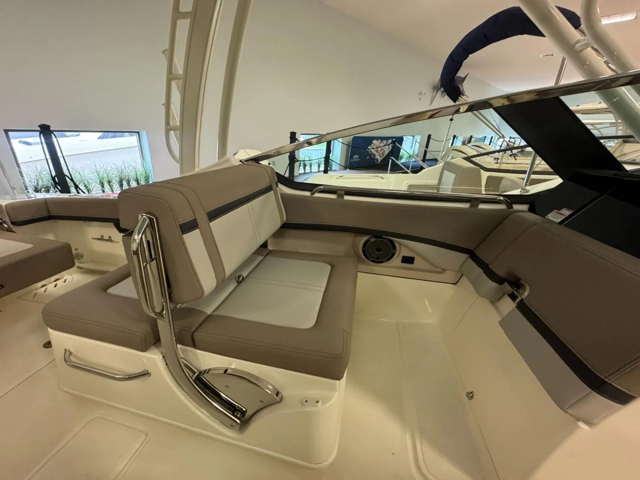2026 Boston Whaler 240 Vantage 24.0 feet, Clearwater, Florida #18