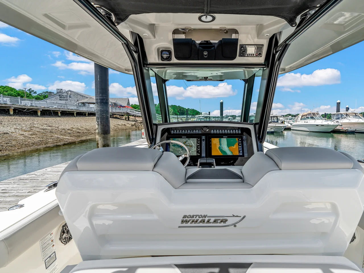 2026 Boston Whaler 330 Outrage 33.0 feet, Clearwater, Florida #14
