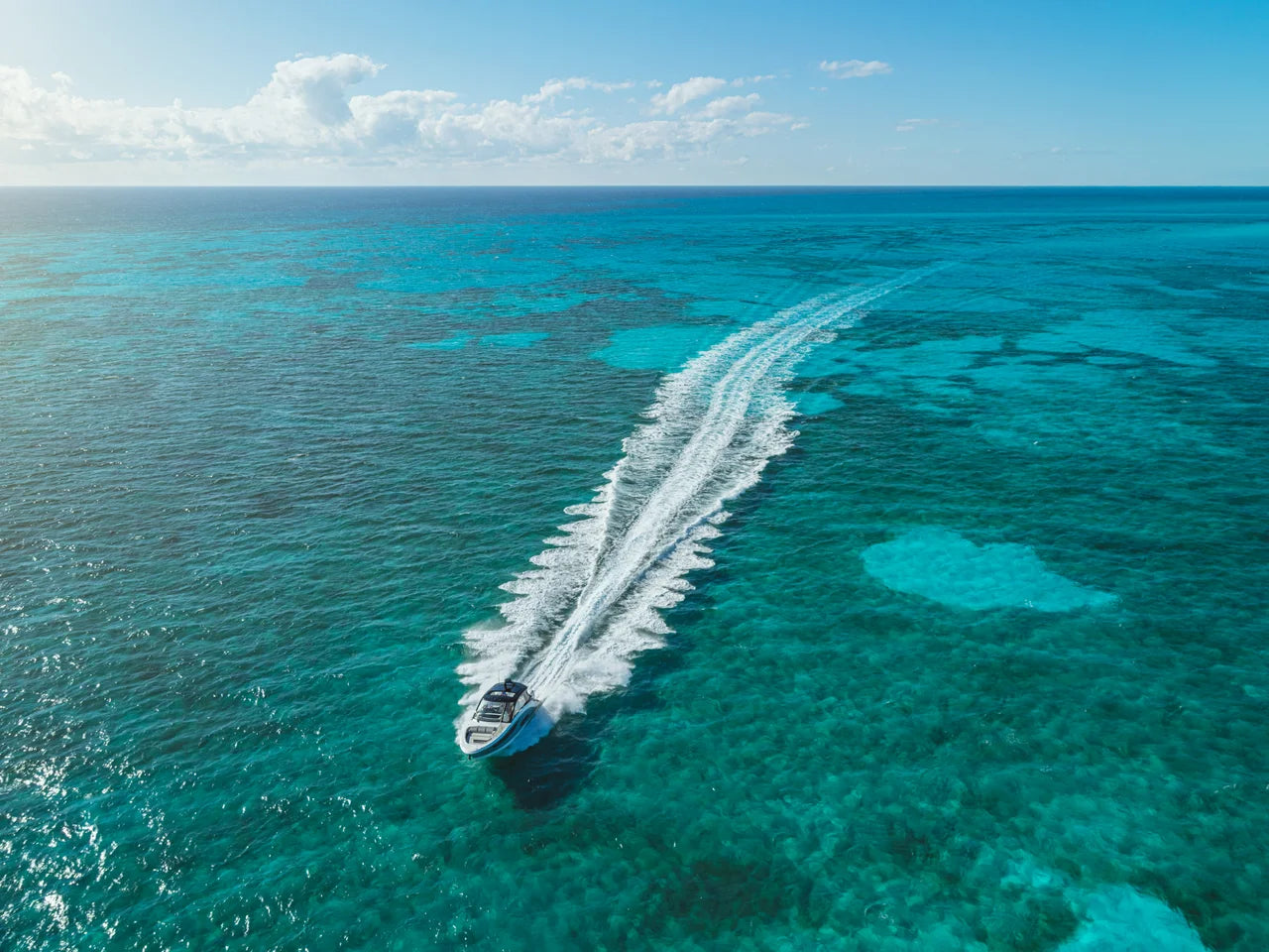 2026 Sea Ray Sundancer 370 Outboard 37.0 feet, Clearwater, Florida #11