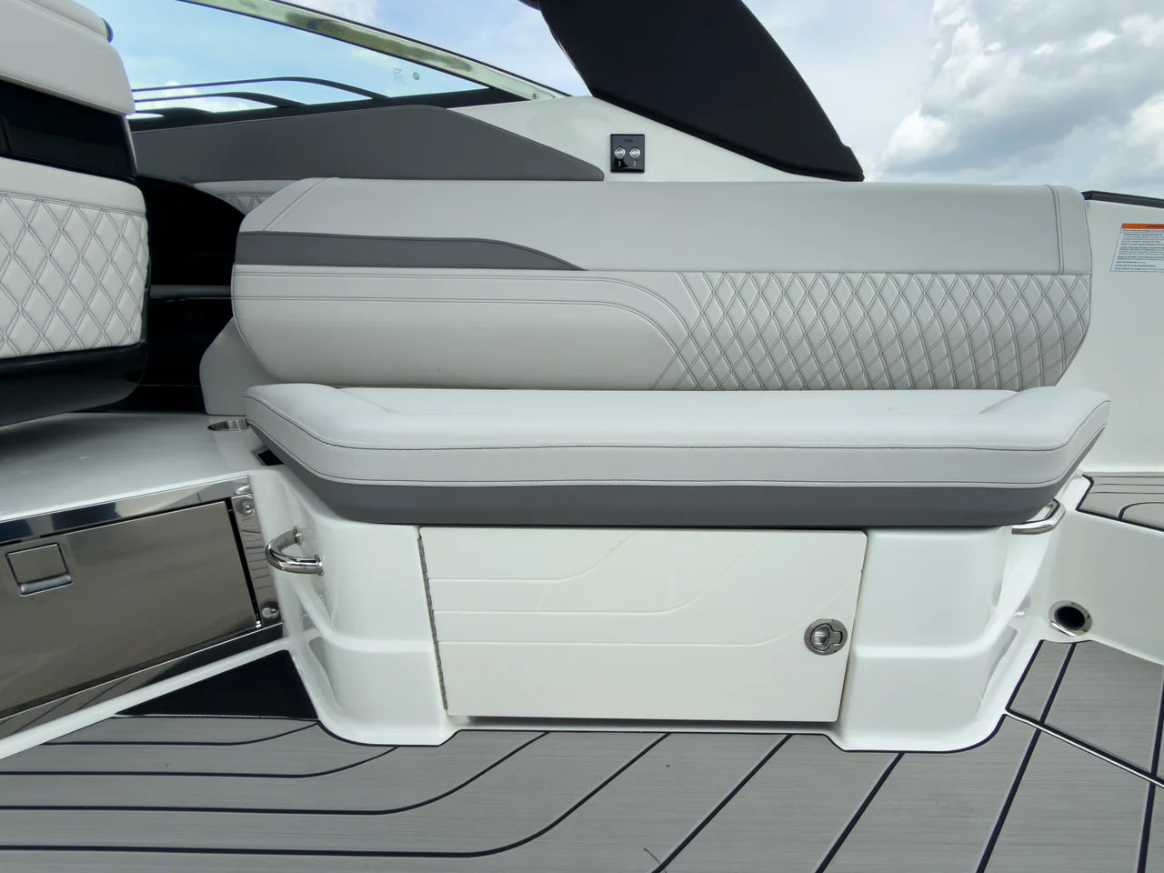 2027 Sea Ray SLX 280 Outboard 28.0 feet, Clearwater, Florida #9