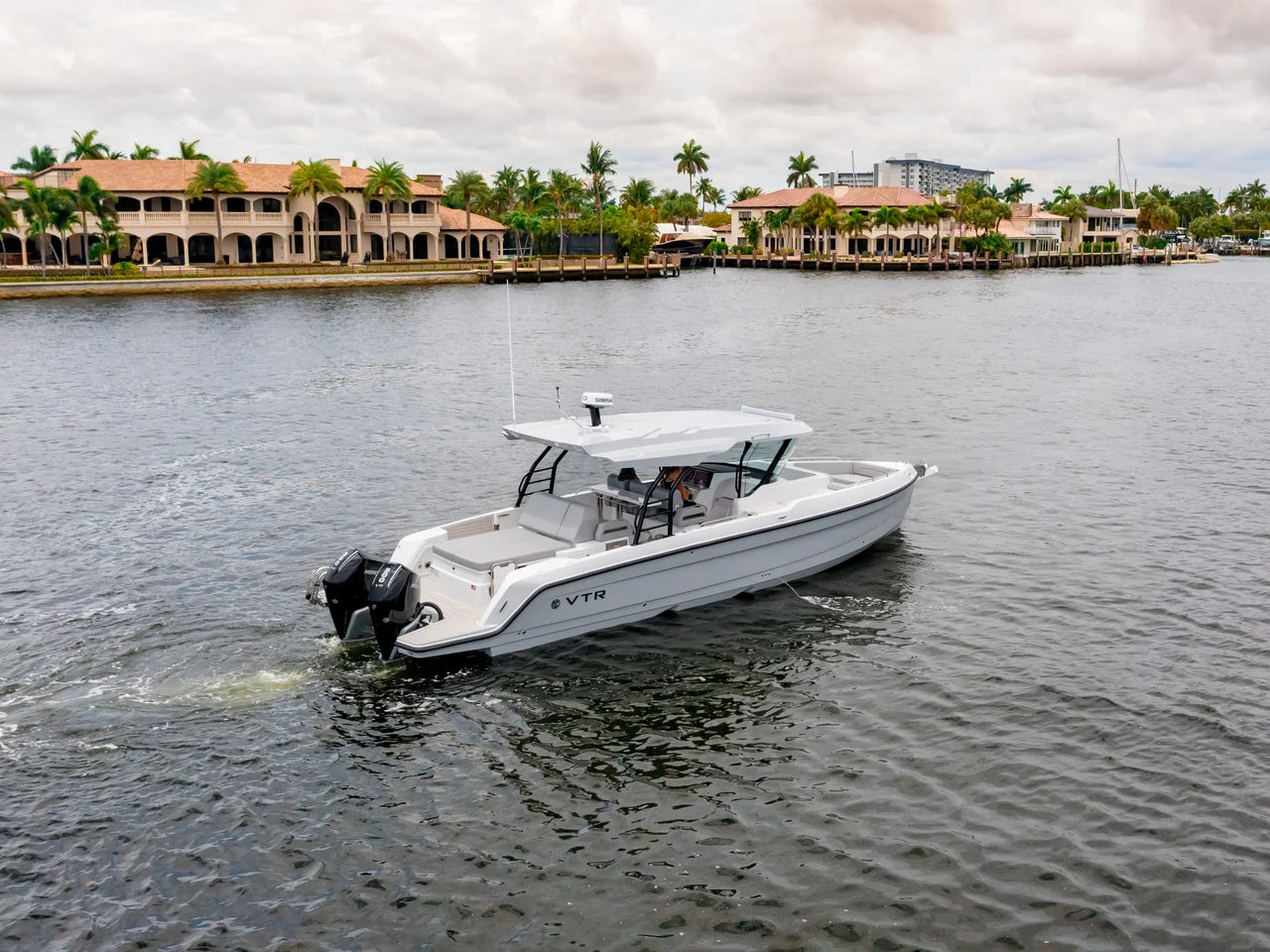 2026 Cruisers Yachts 38 VTR 38.0 feet, Clearwater, Florida #2