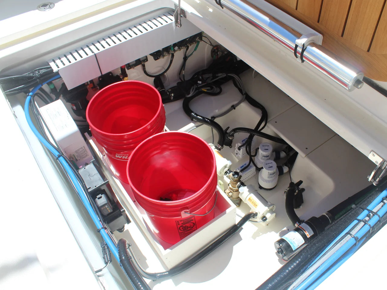2026 Boston Whaler 330 Outrage 33.0 feet, Clearwater, Florida #18