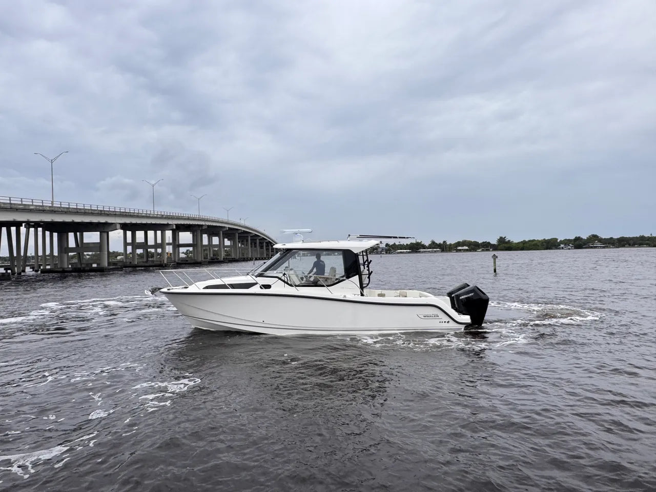 2026 Boston Whaler 325 Conquest 32.0 feet, Clearwater, Florida #5