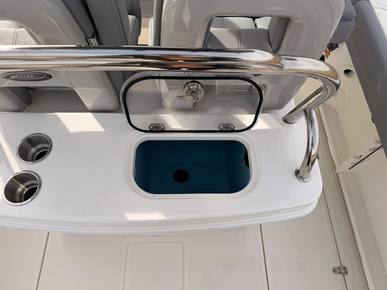 2026 Boston Whaler 250 Outrage 25.0 feet, Clearwater, Florida #14