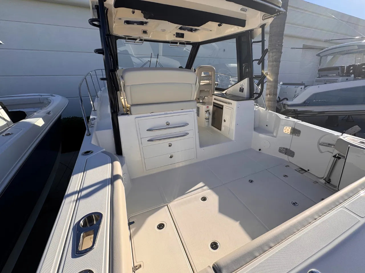 2026 Boston Whaler 325 Conquest 32.0 feet, Clearwater, Florida #10
