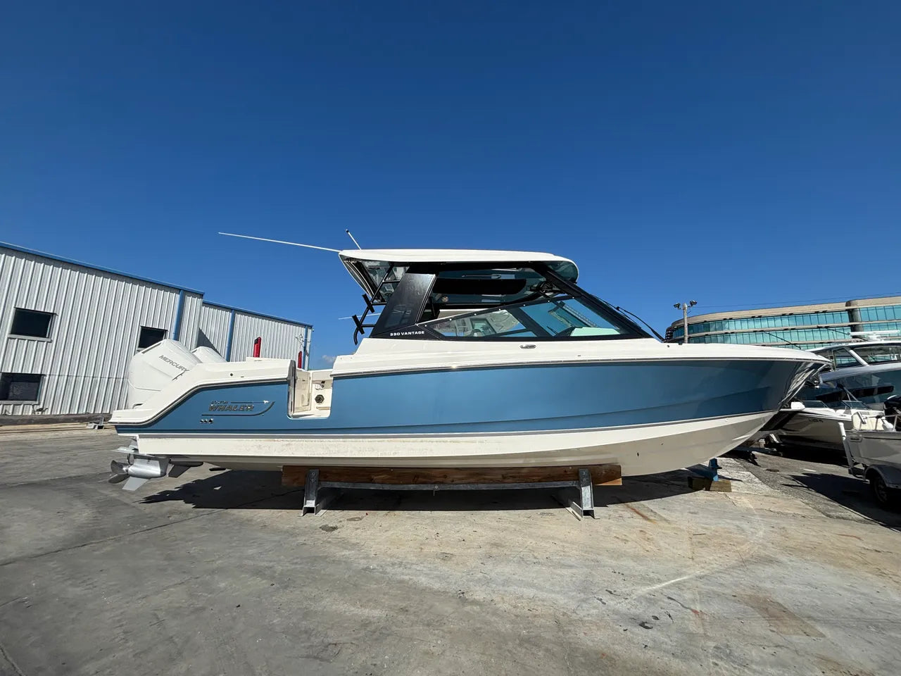 2026 Boston Whaler 330 Vantage 33.0 feet, Clearwater, Florida #2