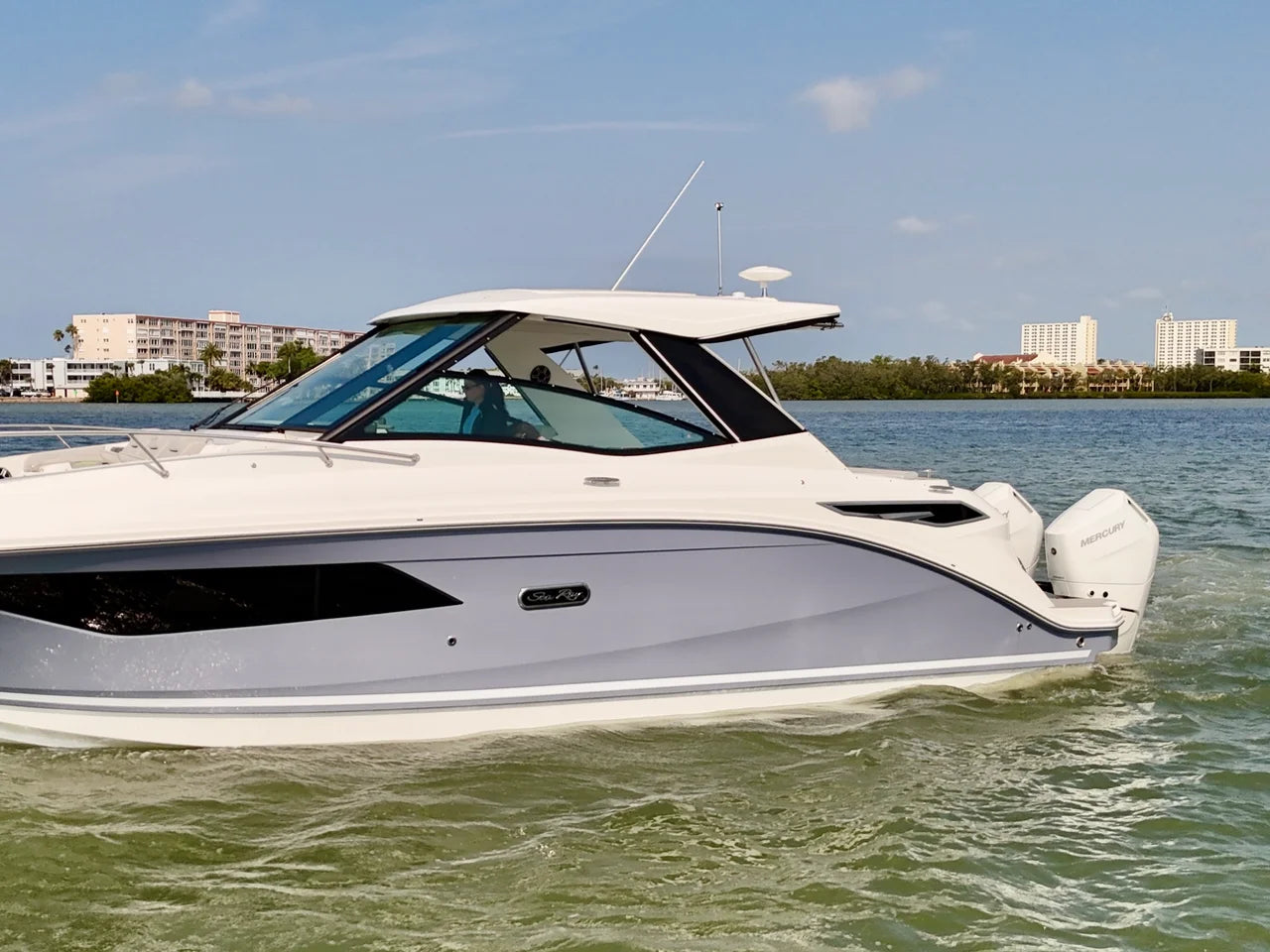 2026 Sea Ray Sundancer 320 Outboard 32.0 feet, Clearwater, Florida #14