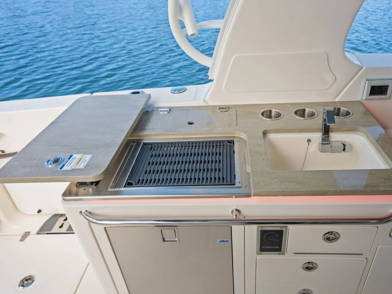 2026 Boston Whaler 380 Realm 38.0 feet, Clearwater, Florida #48