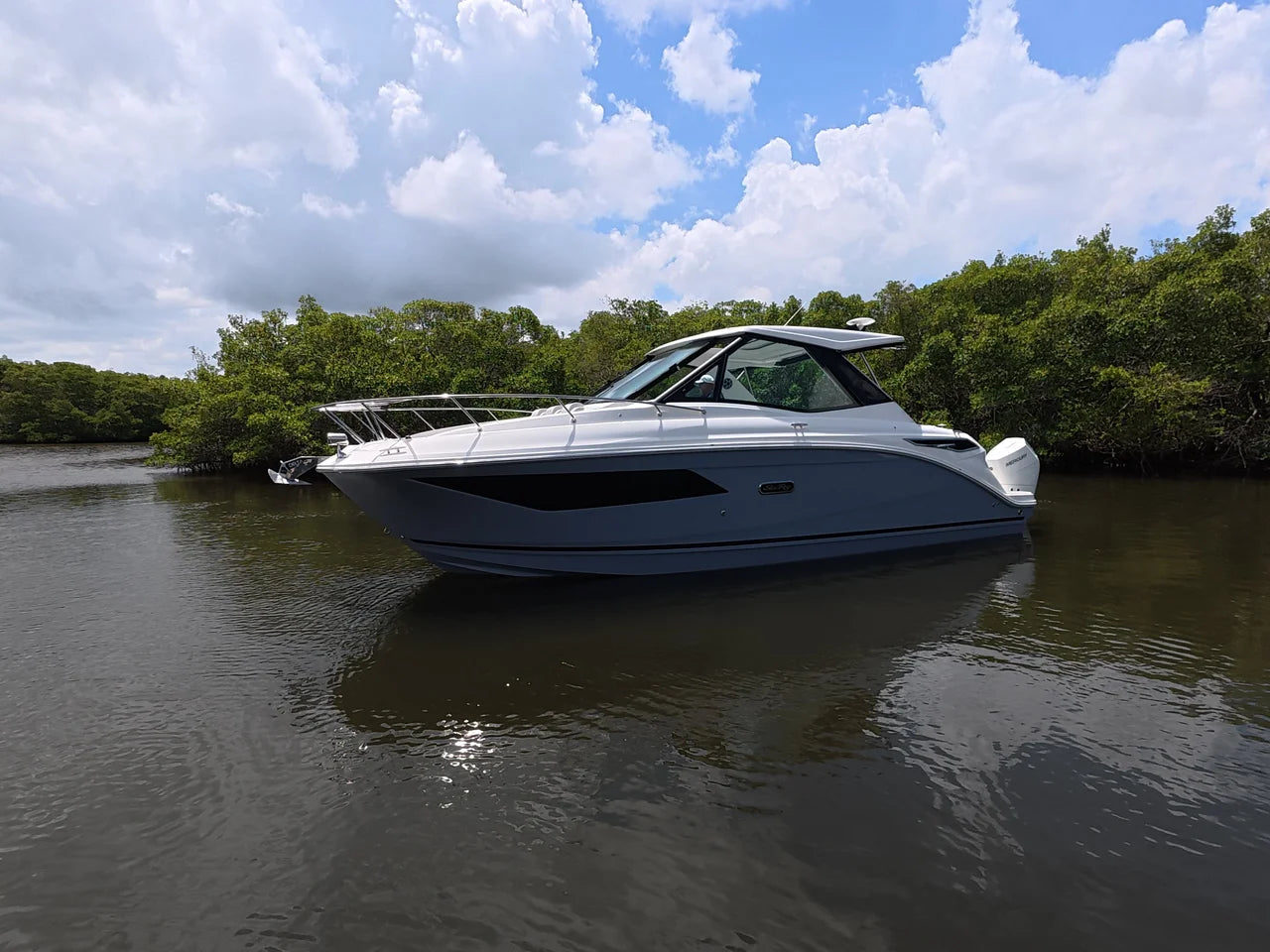 2026 Sea Ray Sundancer 320 Outboard 32.0 feet, Clearwater, Florida #4