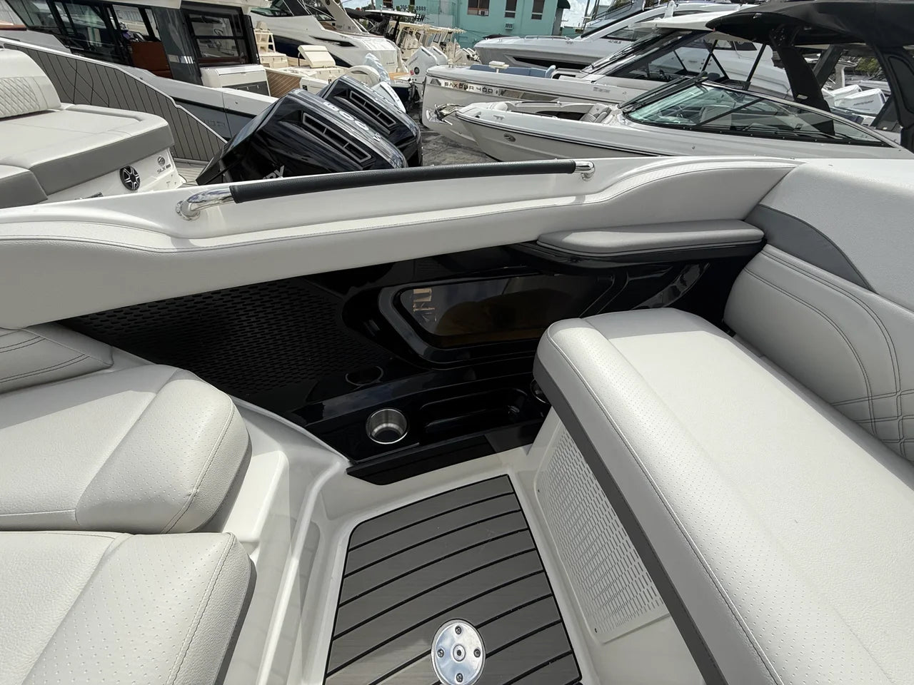 2026 Sea Ray SLX 360 OUTBOARD 36.0 feet, Clearwater, Florida #26