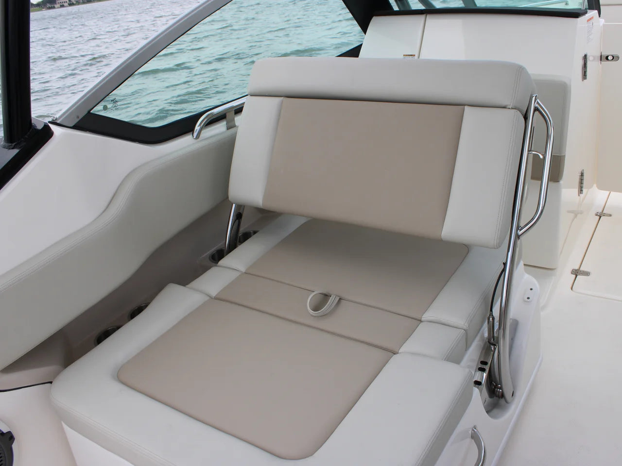 2026 Boston Whaler 240 Vantage 24.0 feet, Clearwater, Florida #41