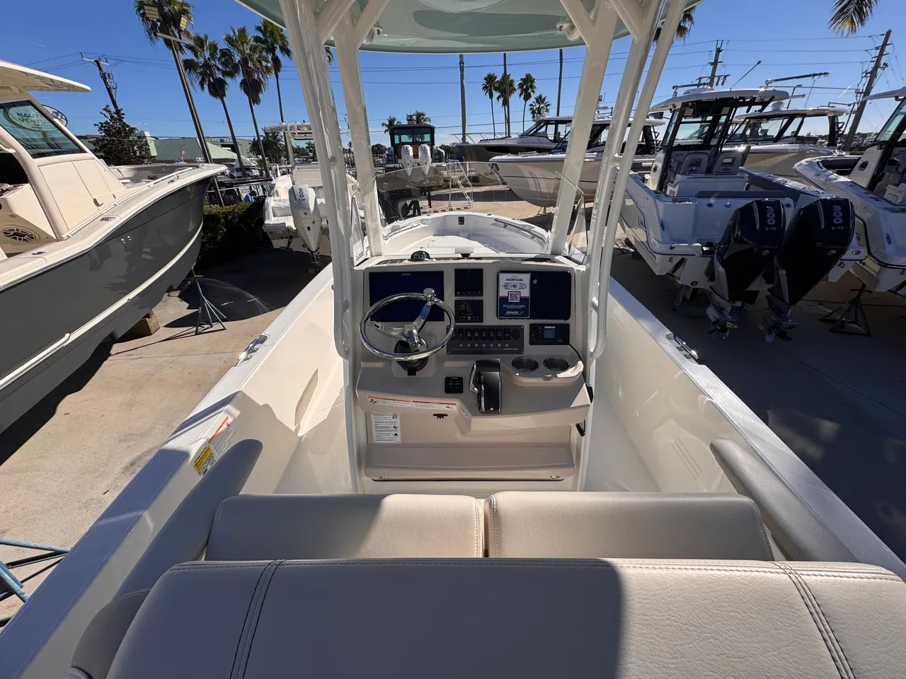 2026 Boston Whaler 250 Dauntless 25.0 feet, Clearwater, Florida #16