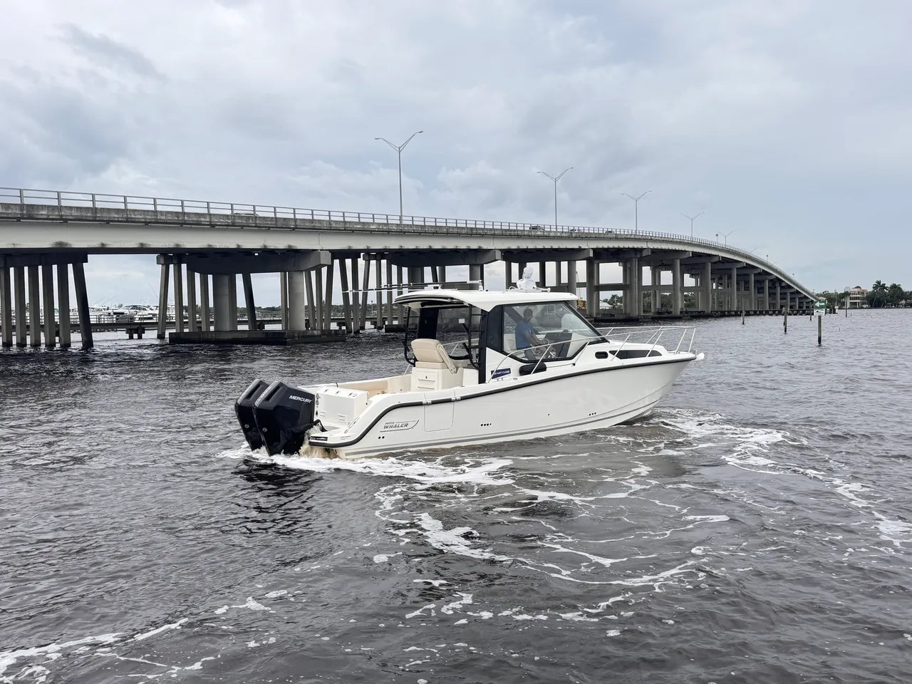 2026 Boston Whaler 325 Conquest 32.0 feet, Clearwater, Florida #1