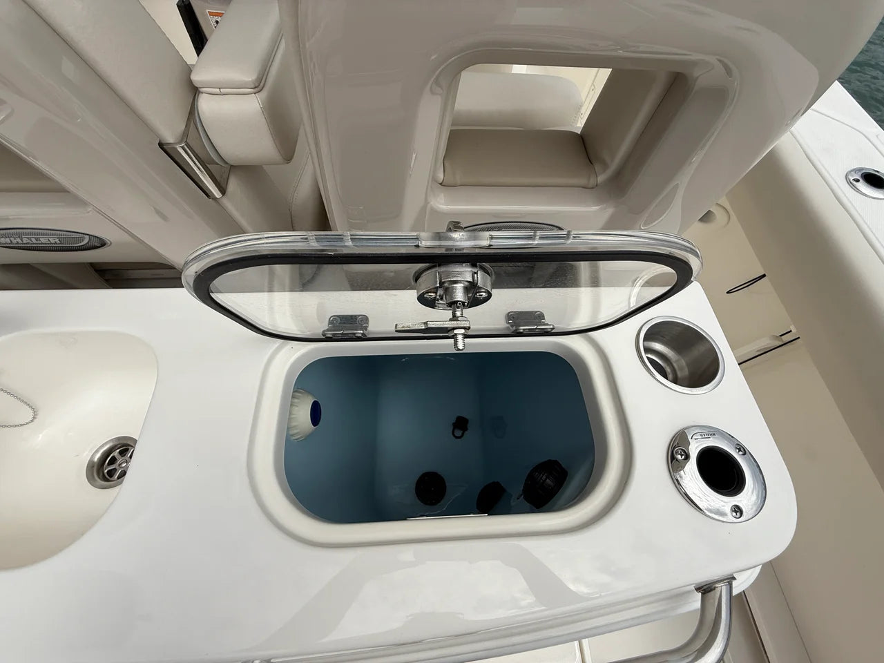 2026 Boston Whaler 280 Outrage 28.0 feet, Clearwater, Florida #17