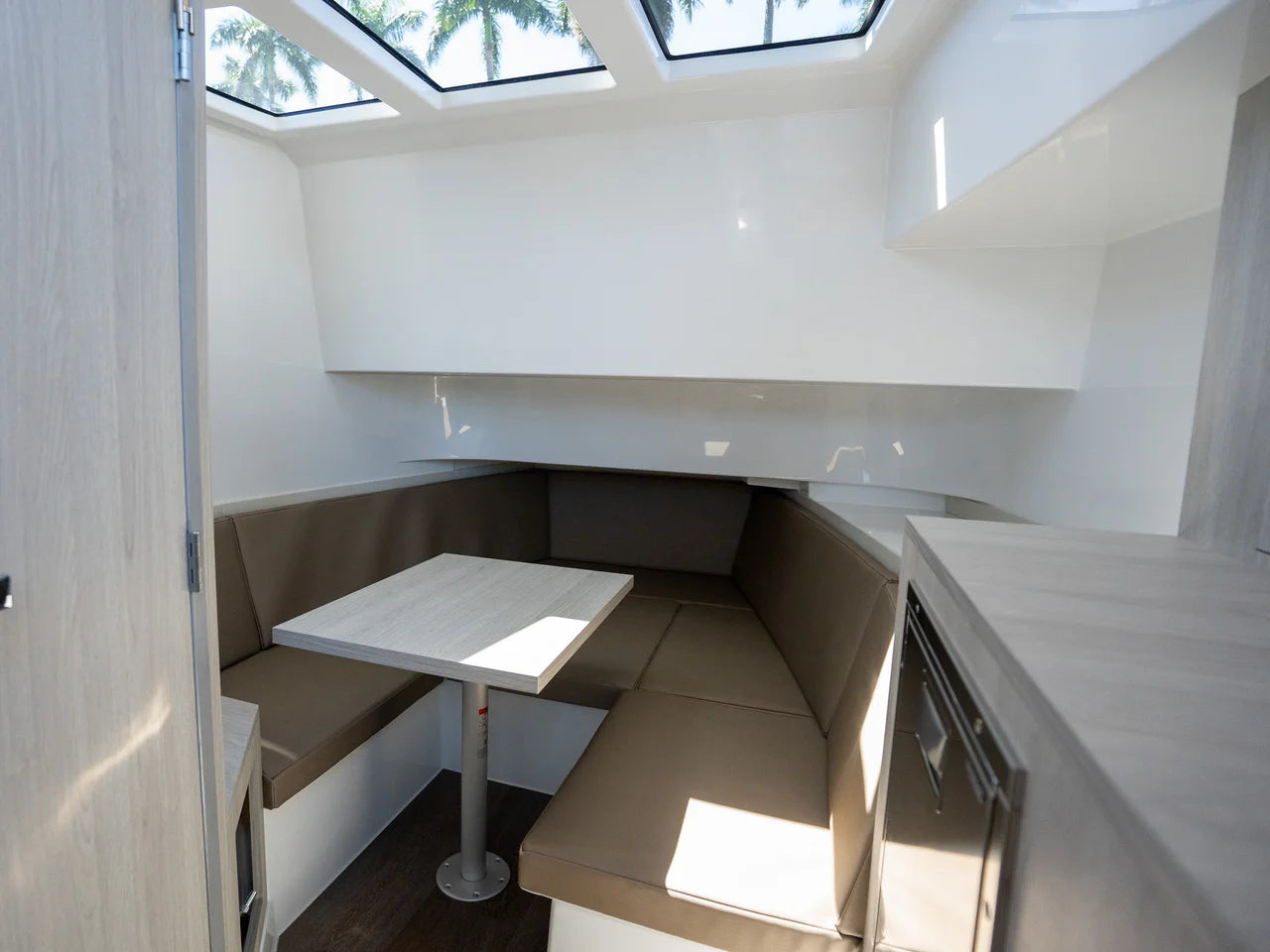 2026 Cruisers Yachts 38 VTR EC 38.0 feet, Clearwater, Florida #35