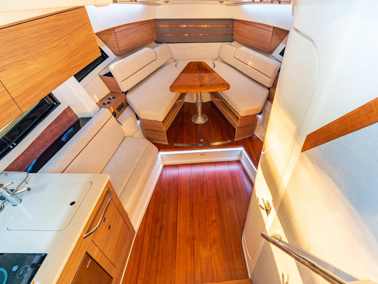 2026 Boston Whaler 365 Conquest 36.0 feet, Clearwater, Florida #43