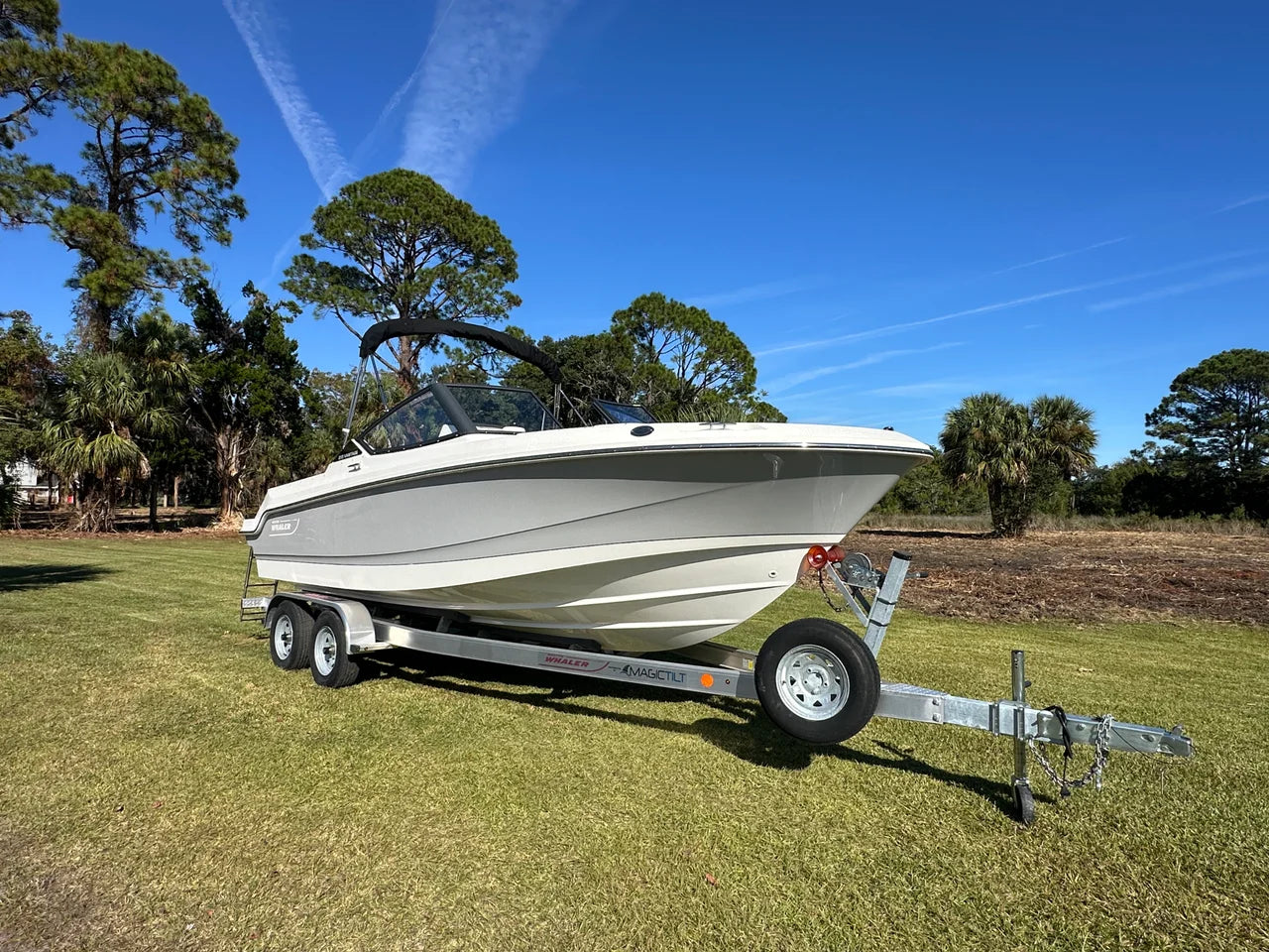 2025 Boston Whaler 210 Vantage 21.0 feet, Clearwater, Florida #2