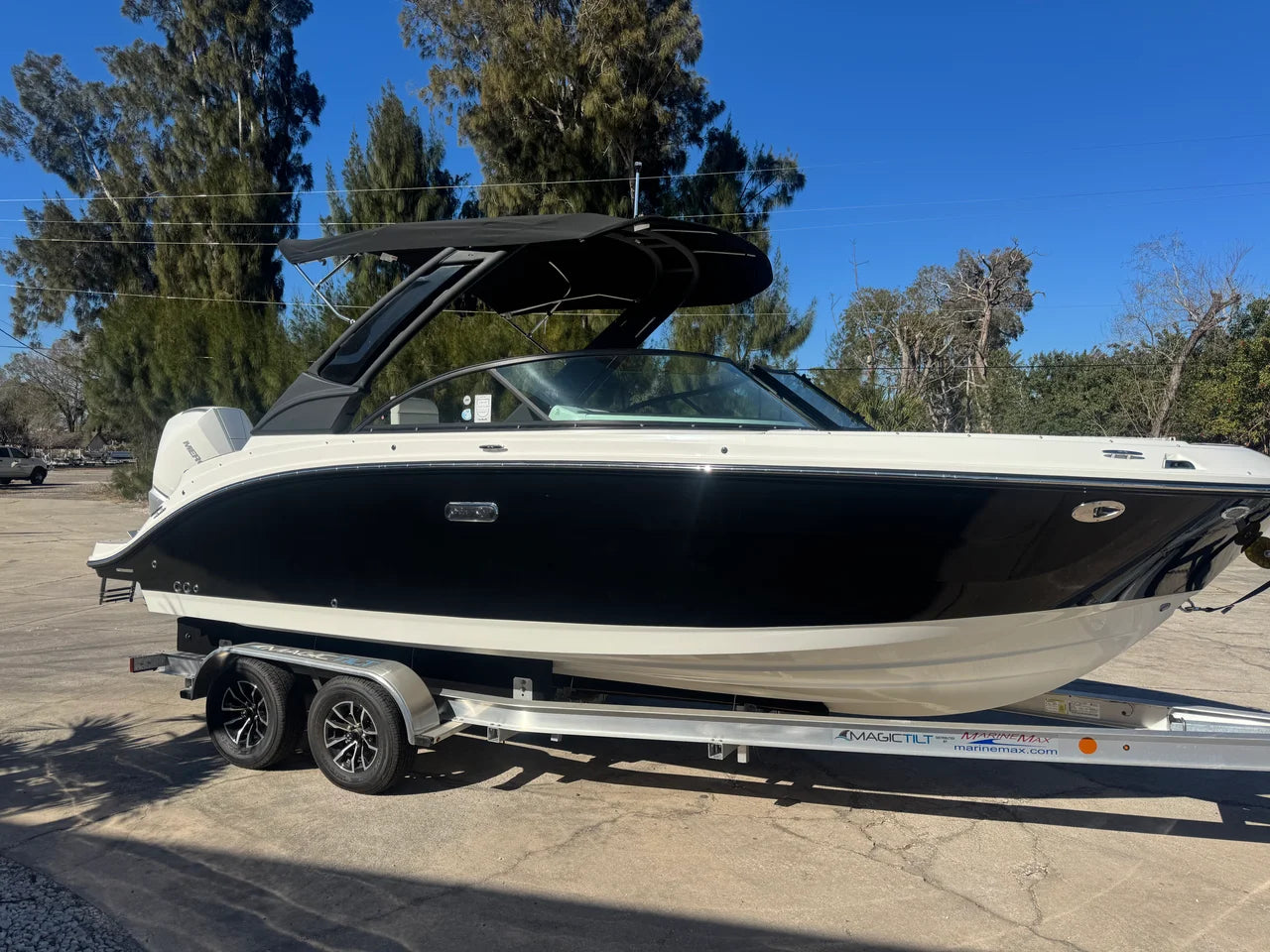 2026 Sea Ray SDX 230 Outboard 23.0 feet, Clearwater, Florida #1
