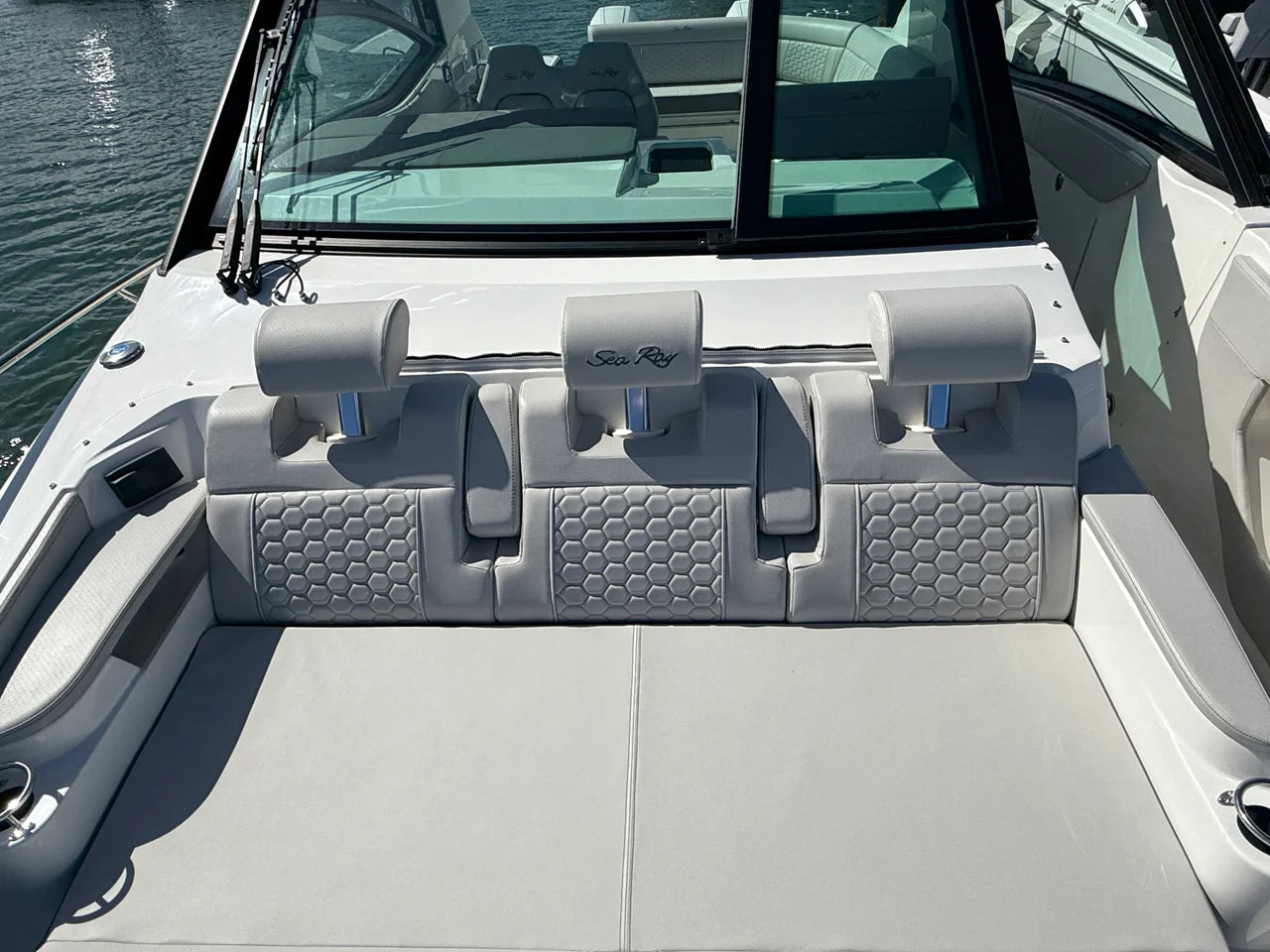 2026 Sea Ray Sundancer 320 Outboard 32.0 feet, Clearwater, Florida #22