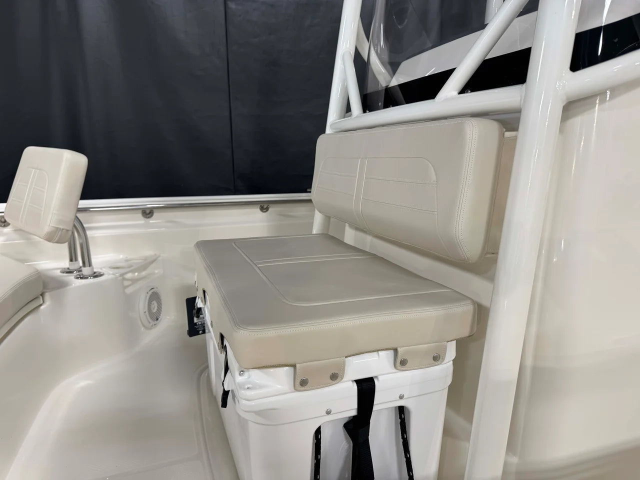 2026 Boston Whaler 210 Montauk 21.0 feet, Clearwater, Florida #9