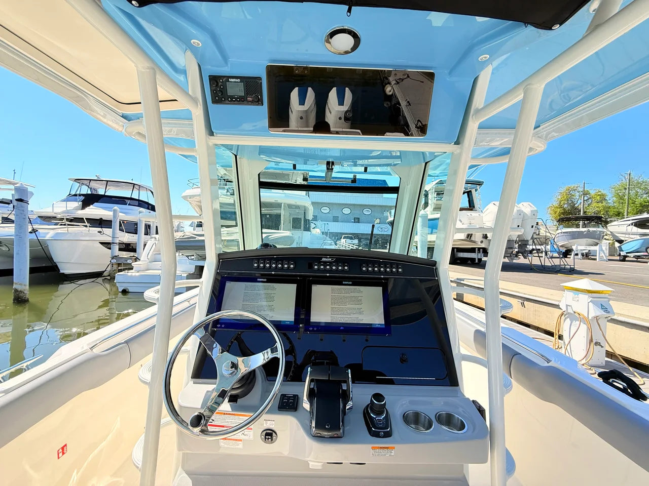 2026 Boston Whaler 330 Outrage 33.0 feet, Clearwater, Florida #43