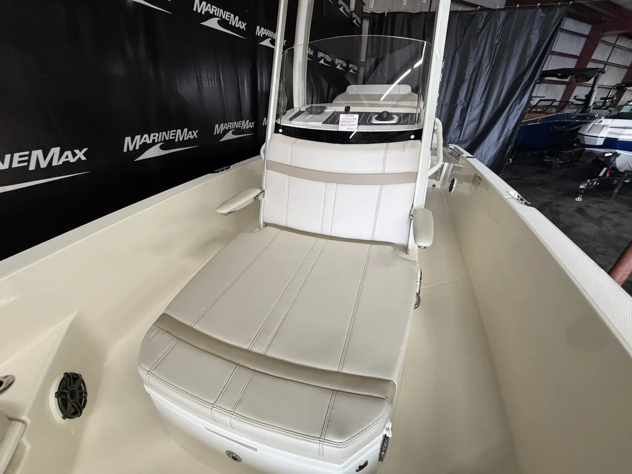 2026 Boston Whaler 250 Dauntless 25.0 feet, Clearwater, Florida #19