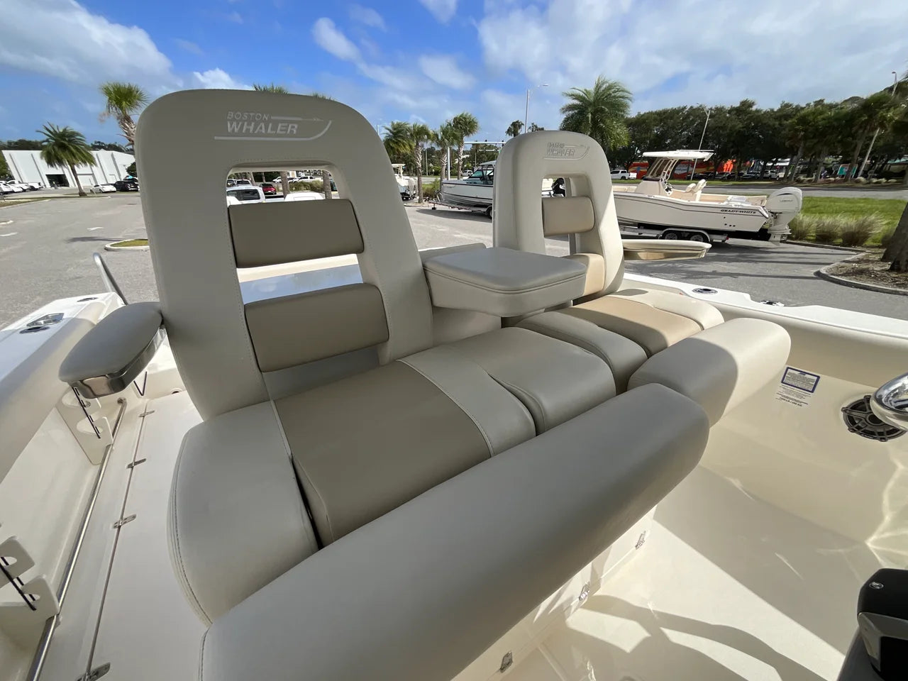 2026 Boston Whaler 330 Outrage 33.0 feet, Clearwater, Florida #23