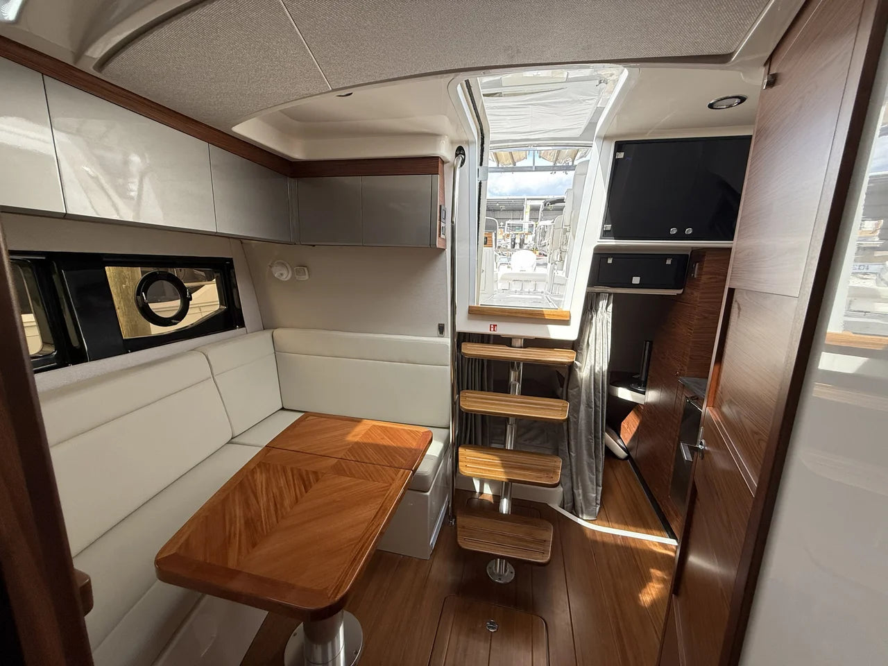 2026 Boston Whaler 405 Conquest 40.0 feet, Clearwater, Florida #15