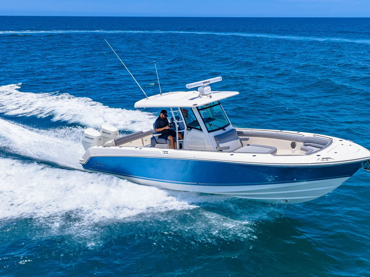 2026 Boston Whaler 330 Outrage 33.0 feet, Clearwater, Florida #57