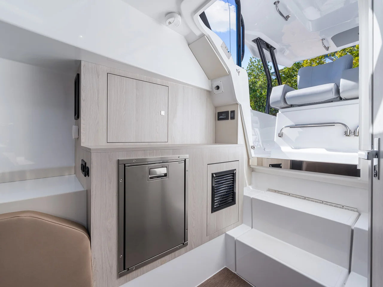 2026 Cruisers Yachts 38 VTR 38.0 feet, Clearwater, Florida #76
