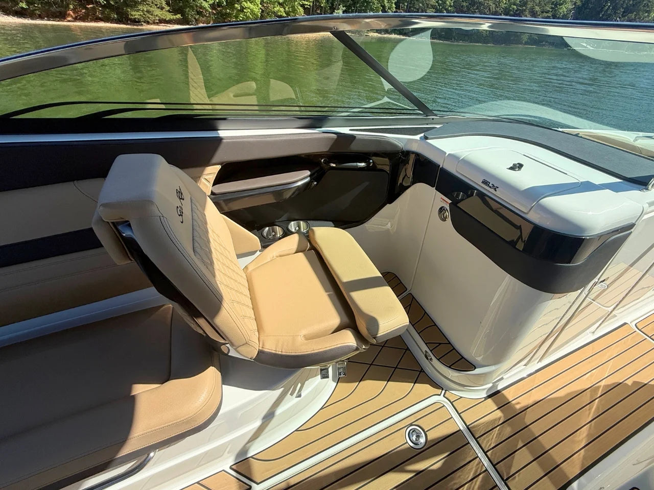 2026 Sea Ray SLX 260 Outboard 26.0 feet, Clearwater, Florida #18