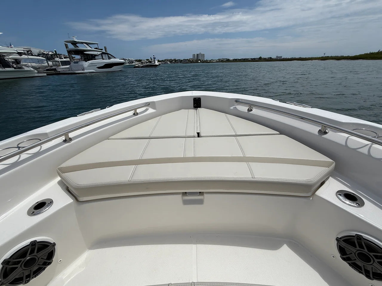 2026 Boston Whaler 220 Dauntless 22.0 feet, Clearwater, Florida #24