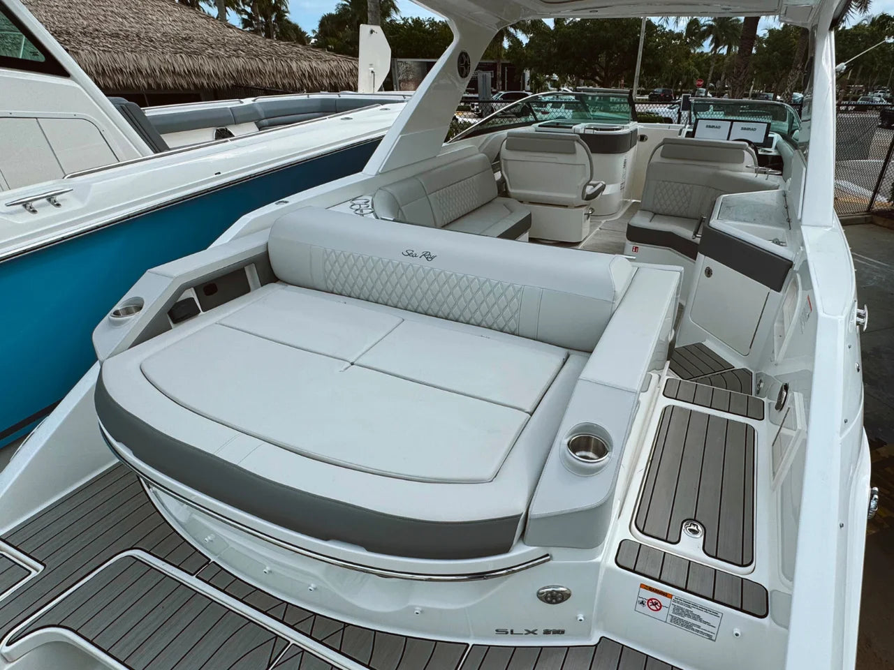 2026 Sea Ray SLX 310 Outboard 31.0 feet, Clearwater, Florida #2