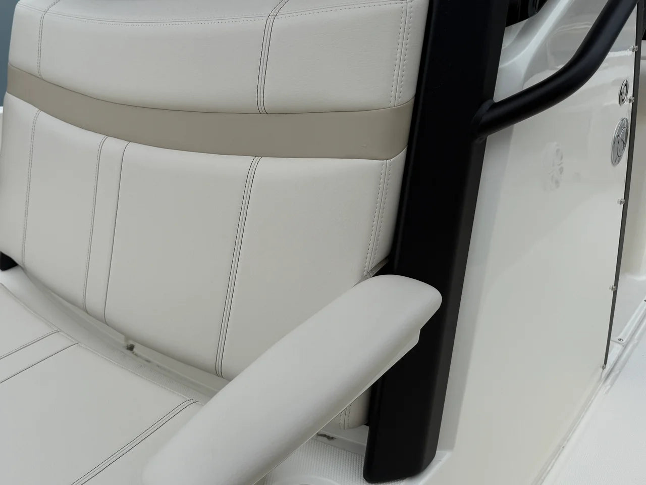 2026 Boston Whaler 250 Dauntless 25.0 feet, Clearwater, Florida #42