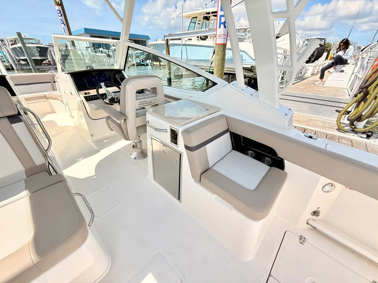 2026 Boston Whaler 280 Vantage 28.0 feet, Clearwater, Florida #42