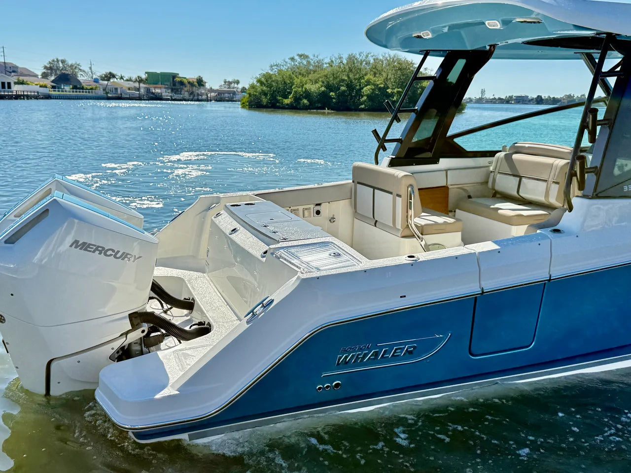 2026 Boston Whaler 330 Vantage 33.0 feet, Clearwater, Florida #34