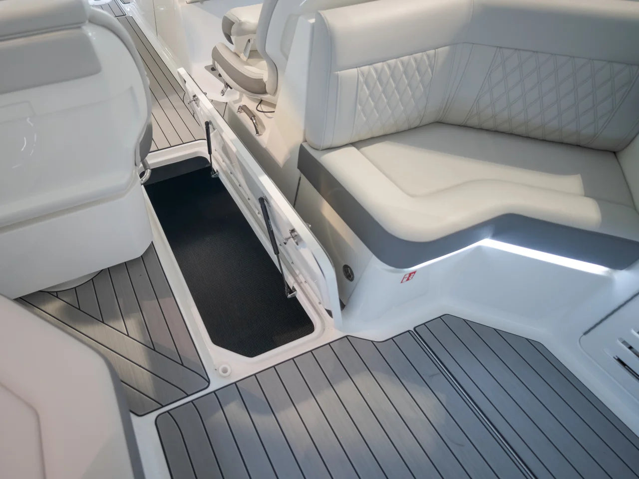 2026 Sea Ray SLX 310 Outboard 31.0 feet, Clearwater, Florida #30