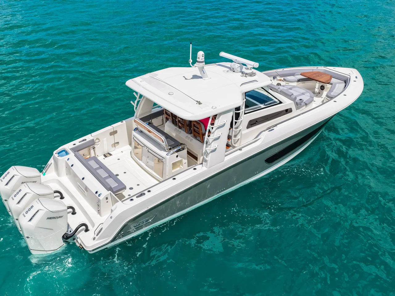 2025 Boston Whaler 420 Outrage 42.0 feet, Clearwater, Florida #82
