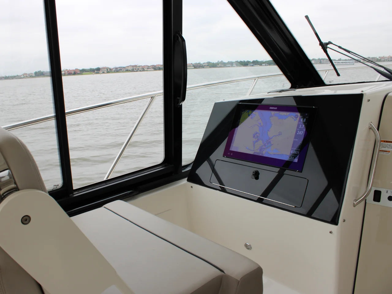 2025 Boston Whaler 365 Conquest 36.0 feet, Clearwater, Florida #30