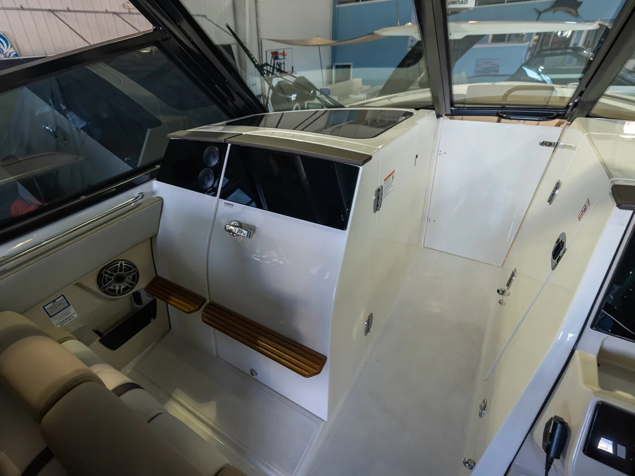 2026 Boston Whaler 330 Vantage 33.0 feet, Clearwater, Florida #32