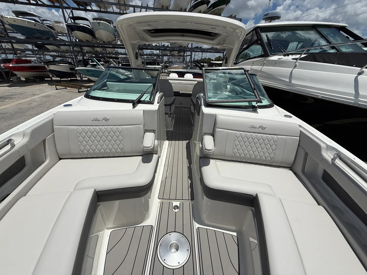 2026 Sea Ray SLX 310 Outboard 31.0 feet, Clearwater, Florida #5